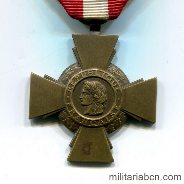 France. Cross of Military Valor. Croix de la Valeur Militaire. With bronze star.