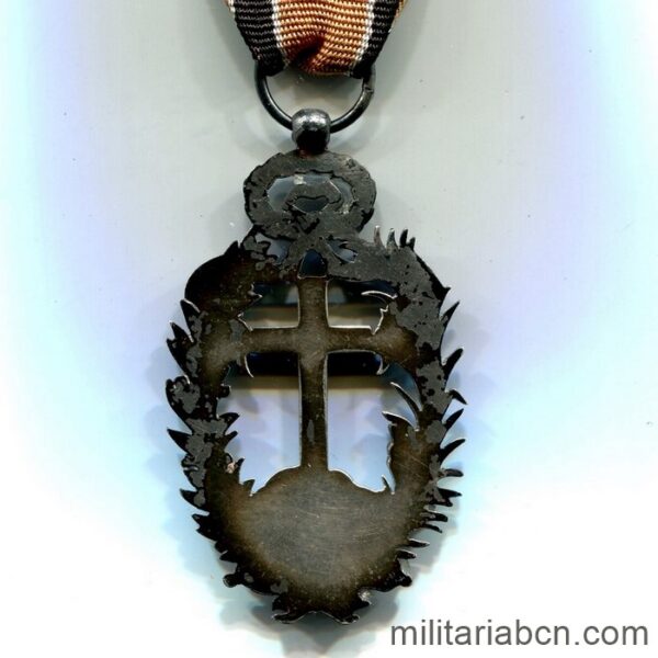 Medalla de la Orden Humanitaria de la Santa Cruz y Víctimas del 2 de Mayo de 1808. reverso