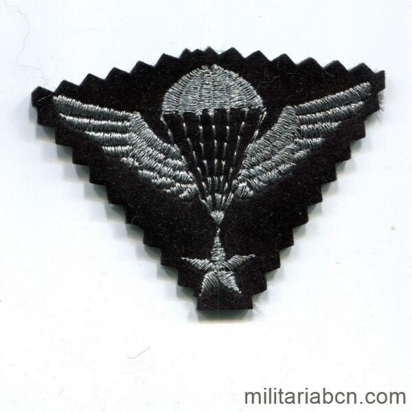 Islamic Republic of Iran. Army Paratrooper Wings, Artesh in cloth. Basic. Silover version