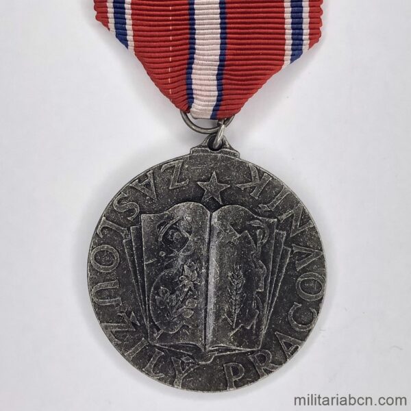 Checoslovaquia República Socialista. Medalla al Mérito del Trabajador del Ministerio de Educación