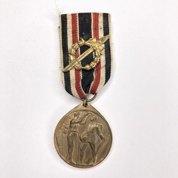Germany. Furg Dagerland Patriotic Medal. With badge of Honor on the ribbon. World War I medal. Deutsche Ehrendenkmünze des Weltkriegs (Deutsche Ehrenlegion)