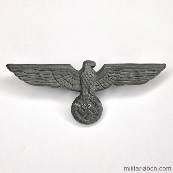 Germany III Reich. Badge, Wehrmacht cap eagle in metal for cap. Zinc.