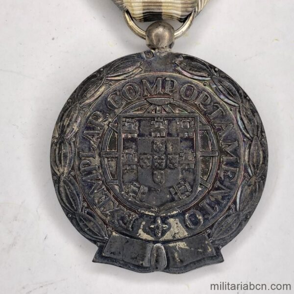 Portugal. Medalla portuguesa Comportamento Exemplar en el Ejército Portugués. Versión plata. Por 15 Años de Servicio Medalha de Comportamento Exemplar.