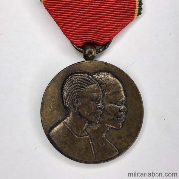 República del Zaire. Medalla al Mérito Conyugal. Versión bronce. Médaille du Mérite Conjugal
