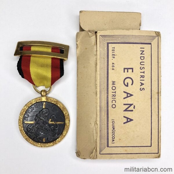 España. Medalla de Campaña 1936-1939 de Vanguardia. Condecoración militar española otorgada entre los años 1938 y 1939, durante la Guerra Civil Española.