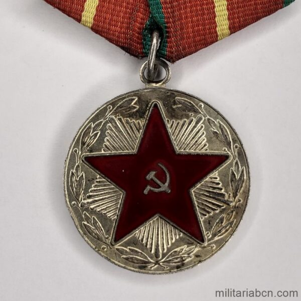 URSS Unión Soviética. Medalla por Servicio Irreprochable en las Fuerzas Armadas. 1ª Clase 20 años