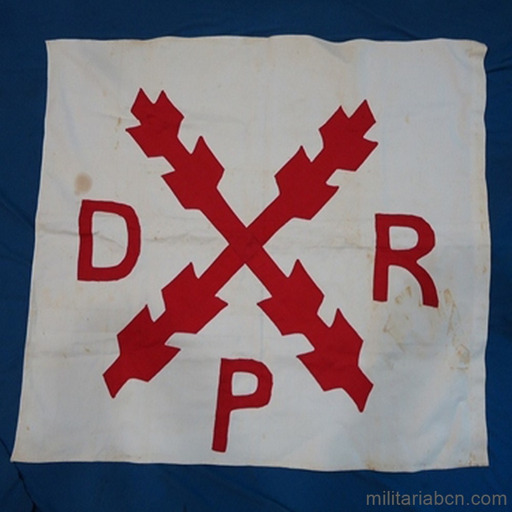 Carlist or Requetés Flag. Spanish Civil War period. 80 x 86 cm ...